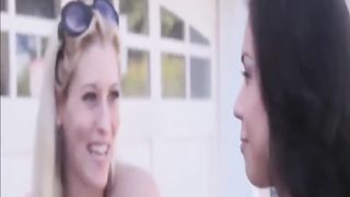 top kisses prank