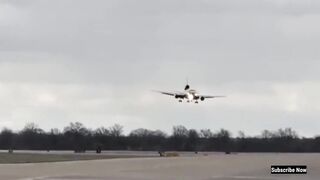UPS MD-11 Plane Go Around After a Bounced Landing In Strong Crosswind