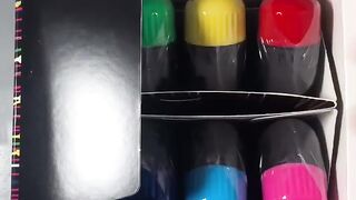 Activating_my_THICK_Pink_Posca_Mop’r_Marker