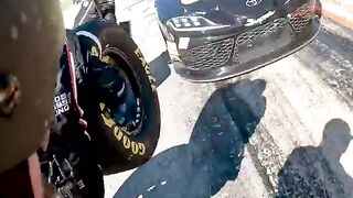 Joe Gibbs Racing crew quick with it!