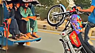 Bike stand ????King Shah Nawaz