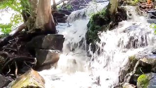 Michigan_waterfalls_road_trip_-_Upper_Peninsula.