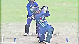 Ayesha naseem sixes