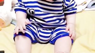 Very funny baby crying ????????