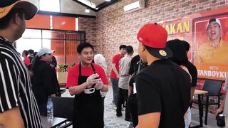 LOMBA MAKAN MIE BARENG TRETAN MUSLIM, BOBON SANTOSO, MGDALENAF, EVAN HOBBY MAKAN !!