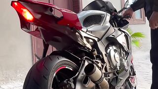 YAMAHA R1 ???? Brutal Sound ????And FLAMES ????