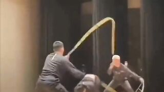 Woww thats a an amaizing stunt....????????