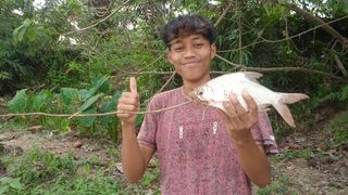 Mancing di sungai 2