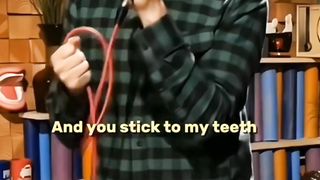Chester (Linkin Park) singin Sour Patch Kid