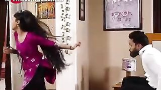 The GIRL Kie eizet khatray mih