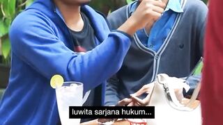 Gelar di permasalahkan?!