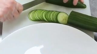 Food garnishing
