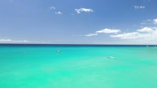 "Mers Paradisiaques : Les Joyaux Cachés de la Terre"