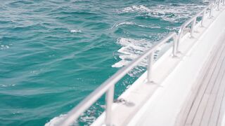 "Cap sur l'Inconnu : Mon Épopée en Voilier"