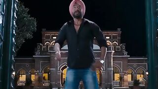 तकिये को आदमी समझकर हमला किया