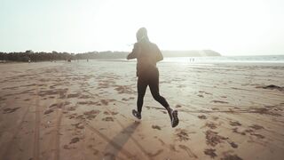 "Soleil, Sport et Énergie : L'Aventure en Plein Air"