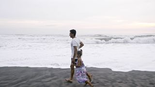 "Randonnée au Coucher du Soleil : À la Recherche de Vues Époustouflantes"