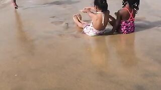 À la plage