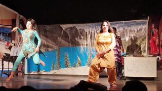 Kajal Ch & Anmol Pyari . Khich Khich Ke Tu . 4K_HD.