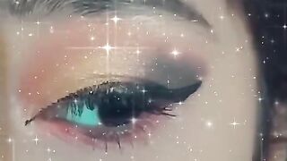 Makeup for hooded eyes