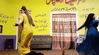 Khoobsurat kaif resham pari and sapna raj full  mujra.dil di halat khatak kha_HD.
