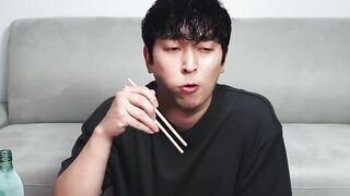 WHAT !! EAting raw liver?