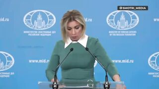 Мария Захарова пригласила Зеленского и Подоляка в Крым - искупаться и поплавать