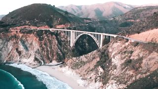 "La Californie en Technicolor : Une Exploration Éblouissante de l'État Doré"