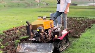 #crawlertractor#minicrawlertractor#tractor#traktor
