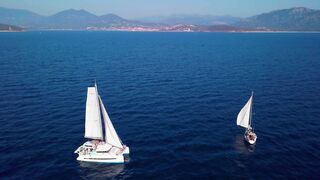 "Voyage en voilier : De l'horizon à l'horizon"