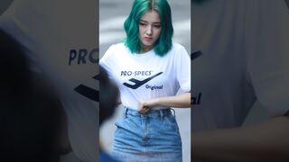 Even the brightest stars have their cloudy days | Nancy Jewel Mcdonie Kpop Momoland