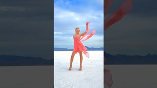 Selena Gomez - “Who Says” (Alta Sweet Catwalk)????????