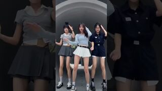 Hermosa: These beautiful Asian dancing girls captivates hearts with every step ????????????" (720p)