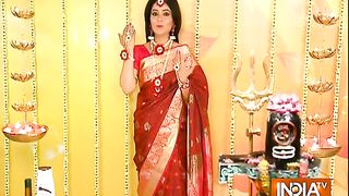 Yeh Rishtey Hain Pyaar Ke_ Mishti makes everyone emotional on her bidaai