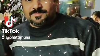 Main jidhar v vekhan menu jat disda