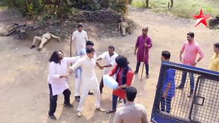 Tu Sooraj Main Saanjh Piyaji _ Uma Lit On Fire