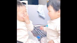 Baby fight 2