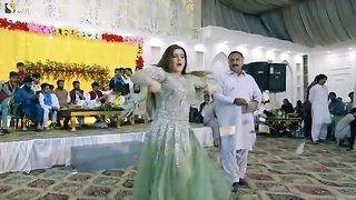 Munda Patwari Da _ Chahat Baloch Dance Performance