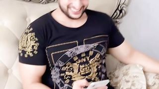 Bevi bhee Ajeeb Cheez haiy????????