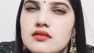 Bandaa Itna Bevi Say????????????????????