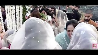 Sab boht emotional ????