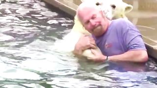 FUN WITH ANIMALS! Funny to the point of tears!))