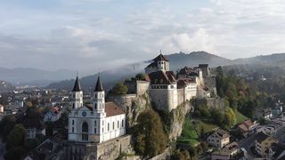 "La Maison qui a Vu l'Histoire : Notre Récit Fascinant"