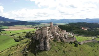 "Le Château de Vos Rêves : Explorez ses Secrets"