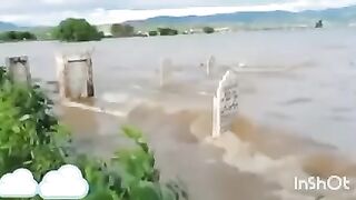 یہ پڑا ہے ہمارا حسن