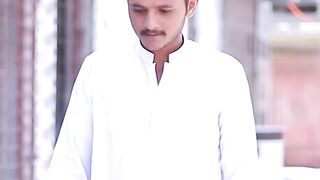 Khubsorat Aurat Or no Nojawan Larka