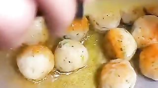 Aloo Aur Koftay ka salan