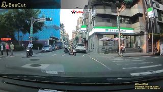 Funny | Sidewalk Swag: Taiwanese Grandpa in Curry Jersey Euro Steps | FunFM