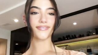 charli damelio TikTok