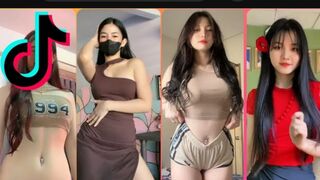 Tiktok girls dance